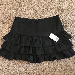 Forever 21 Black Silk Pleated Short Skirt